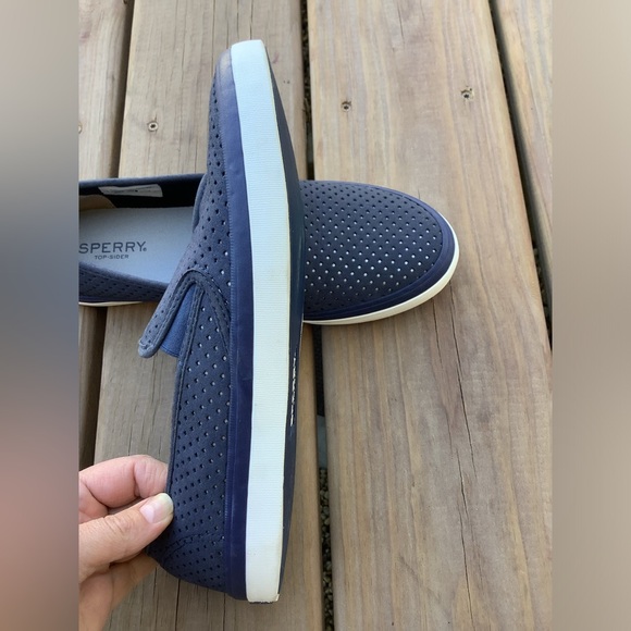 Women’s SPERRY loafers 💙💙 - Picture 5 of 9